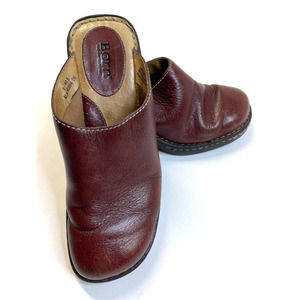 Born women's leather clogs size 9 with 3" heel Mules